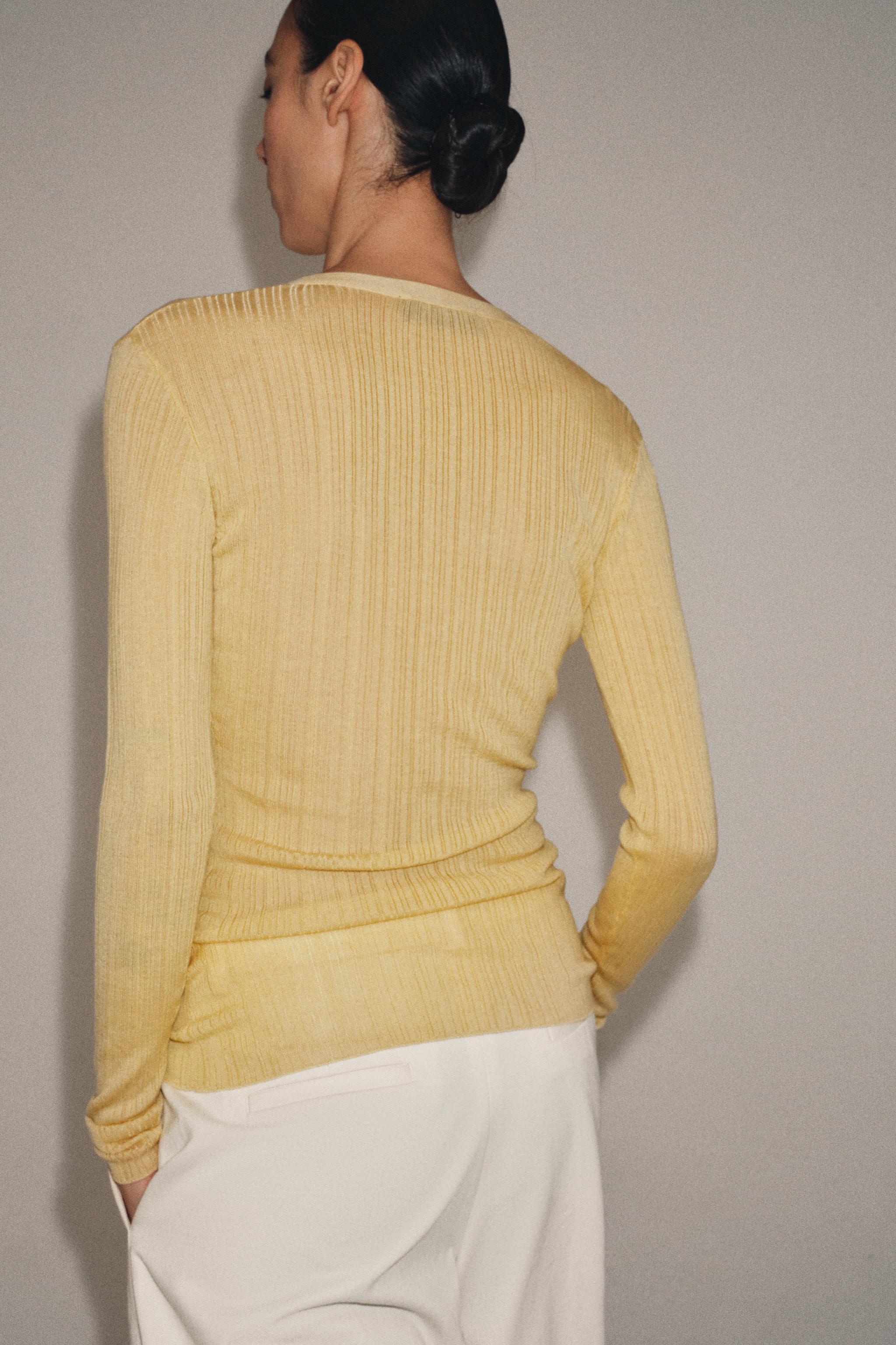 GILET EN MAILLE CÔTELÉ